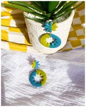 Load image into Gallery viewer, *PRE-ORDER* Retro Flower Danglers
